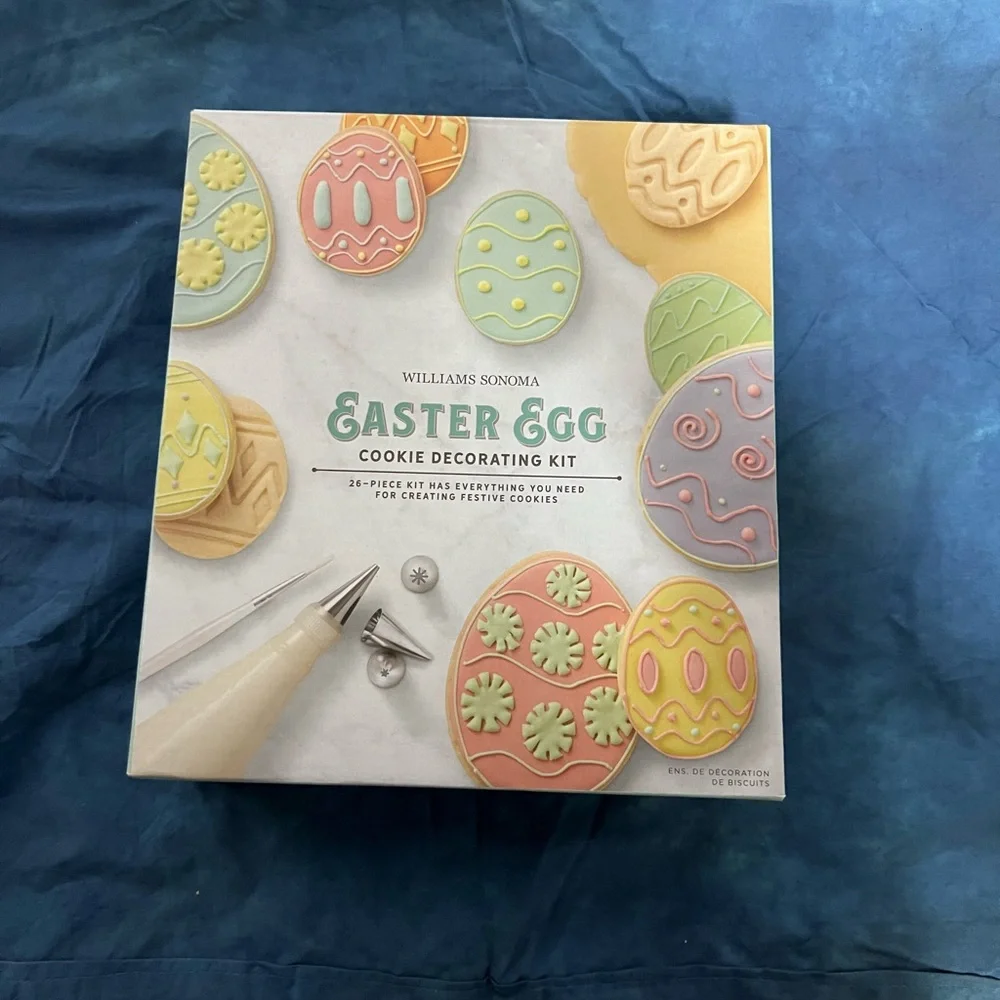 Williams Sonoma Easter Egg Cookie Decorating Kit
